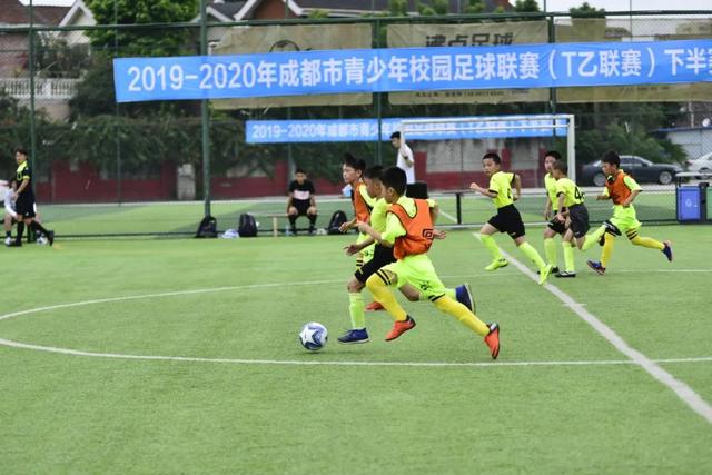 大罗评选最佳11人阵容：梅罗+马拉多纳贝利